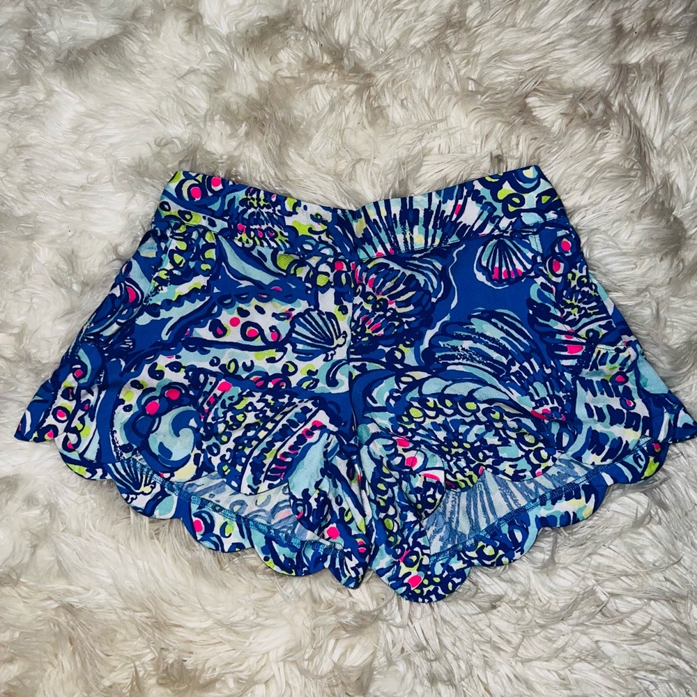 Lilly Pulitzer scalloped shorts S EUC